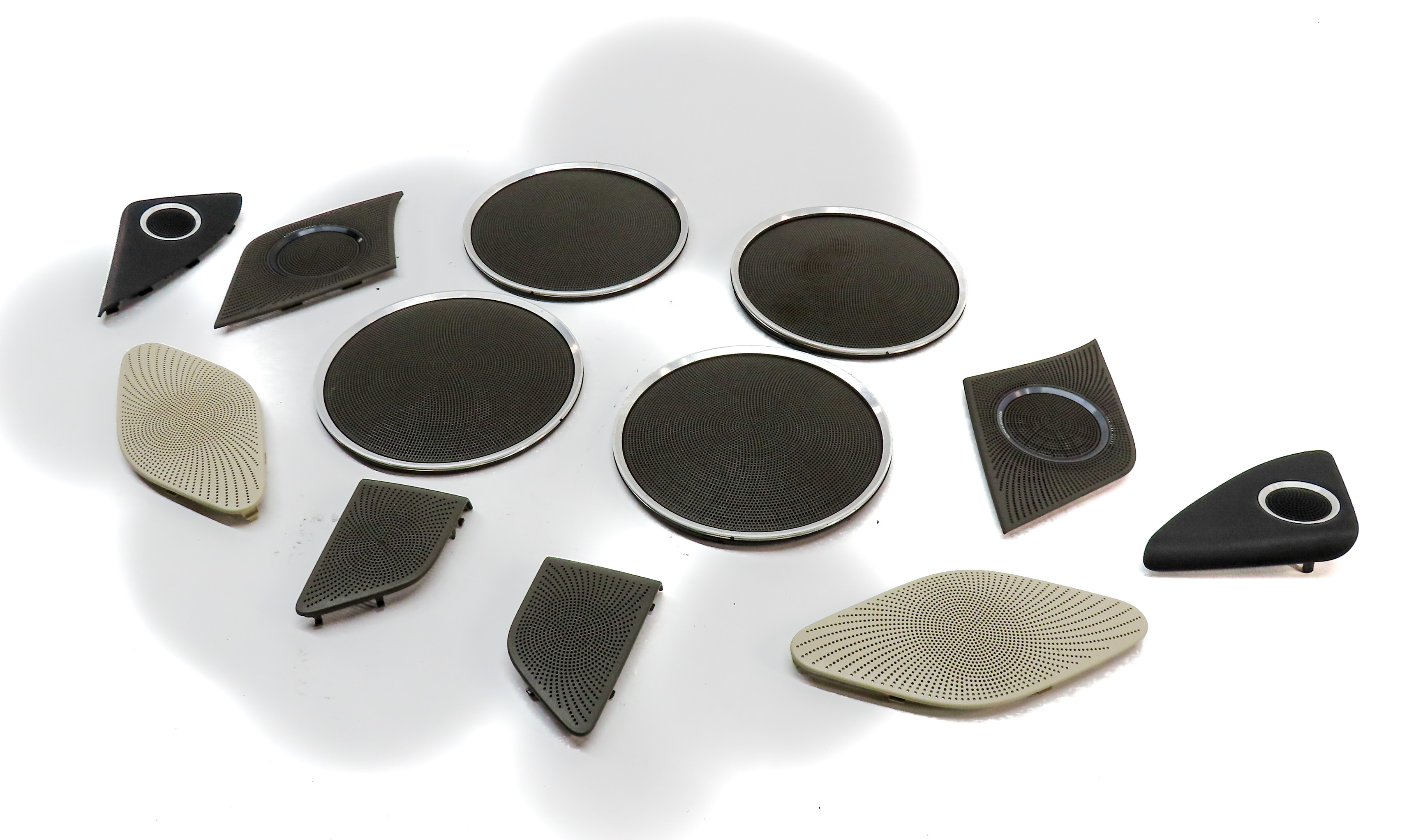 11 AUDI Q5 (B8 8R) BANG & OLUFSEN AUDIO SOUND SYSTEM SPEAKER GRILLE COVER SET/12 — exact item pictured